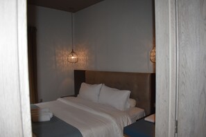 In-room safe, soundproofing, free WiFi - Hotel Ganimede (Delphi)