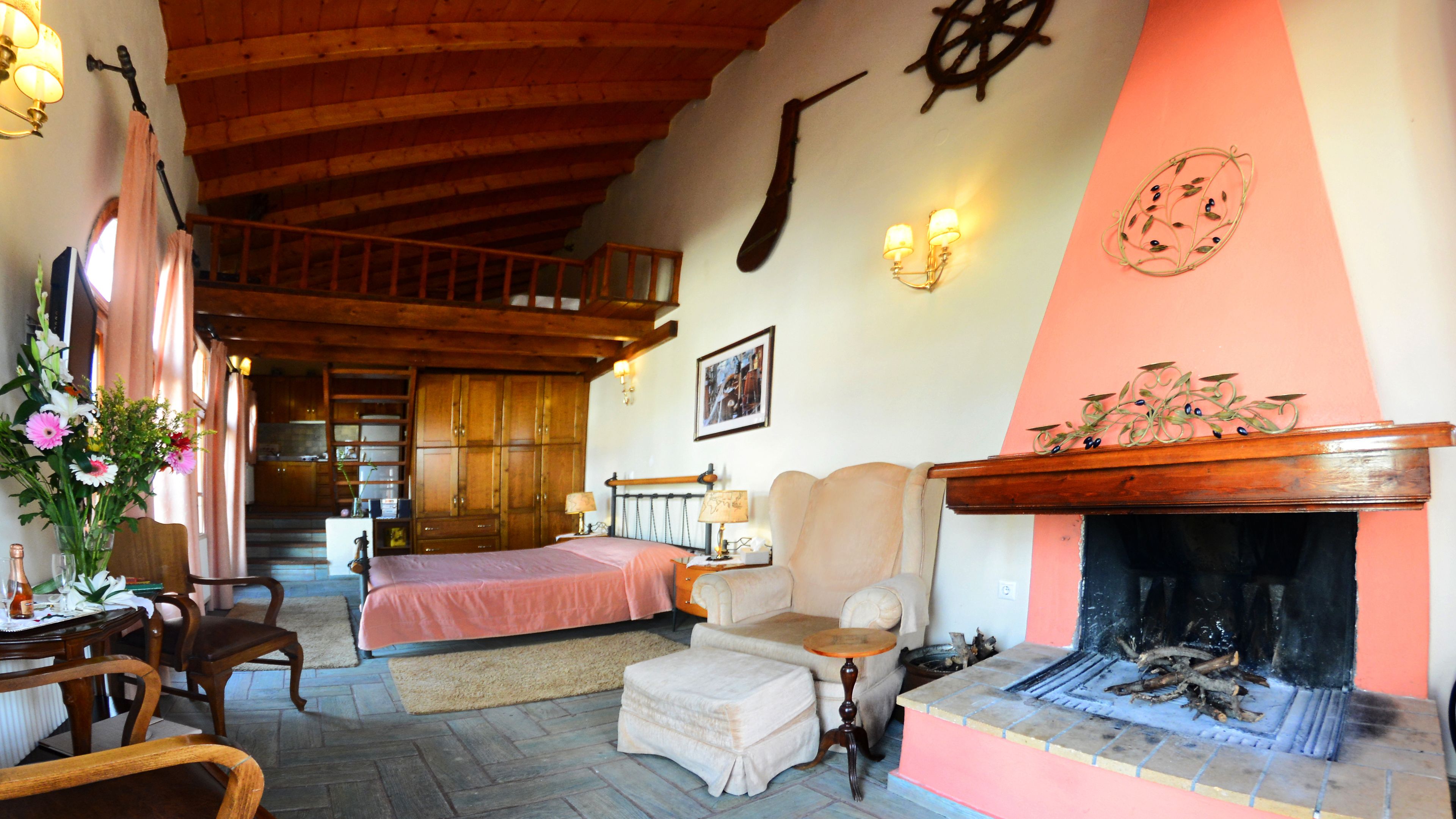 standard suite | in-room safe, soundproofing, free wifi