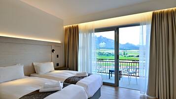 Superior Double or Twin Room, Balcony, Mountain View | Premium bedding, minibar, in-room safe, laptop workspace