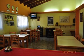Restaurant - Neuquen Hostel Portal de Sueños (Neuquen)