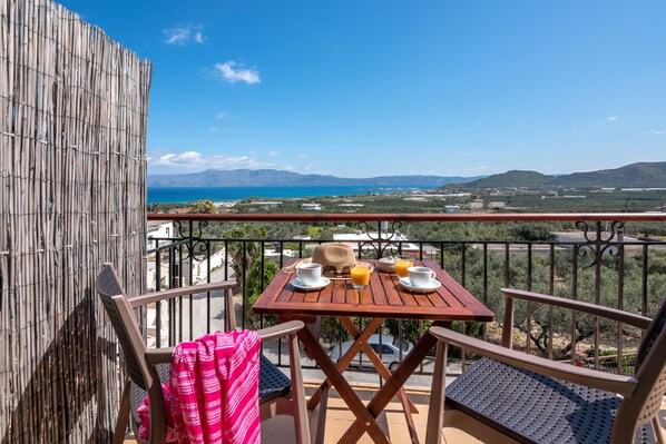 Double Room, Sea View | Beach/ocean view