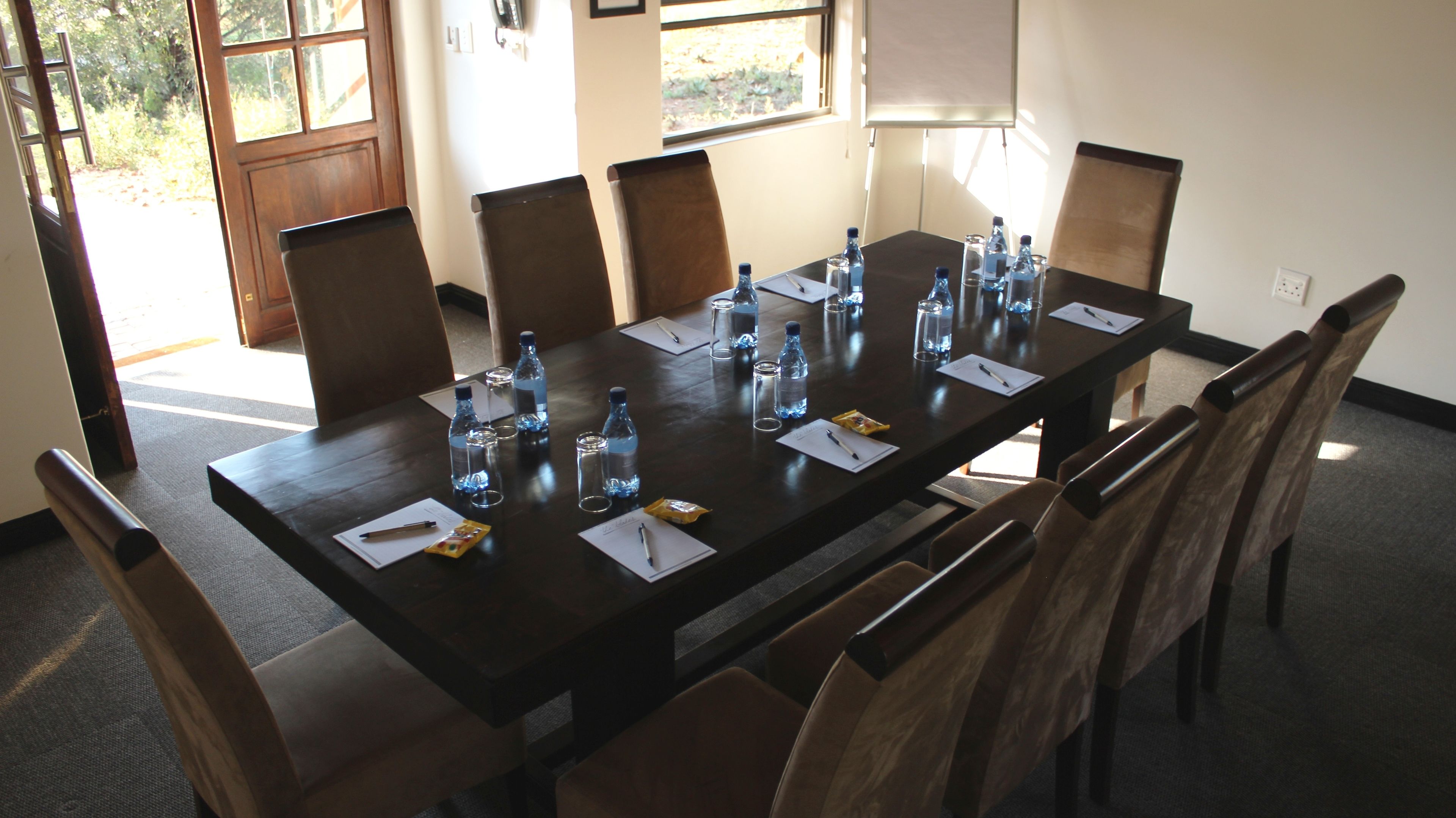 free daily full breakfast