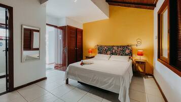 Junior Suite, 1 Double Bed | 1 bedroom, minibar, free WiFi, bed sheets