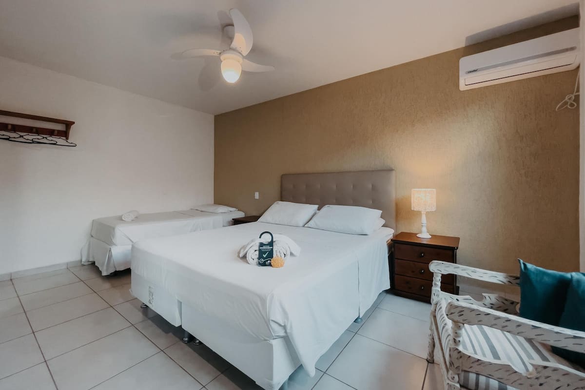 1 habitación, minibar, wifi gratis y ropa de cama