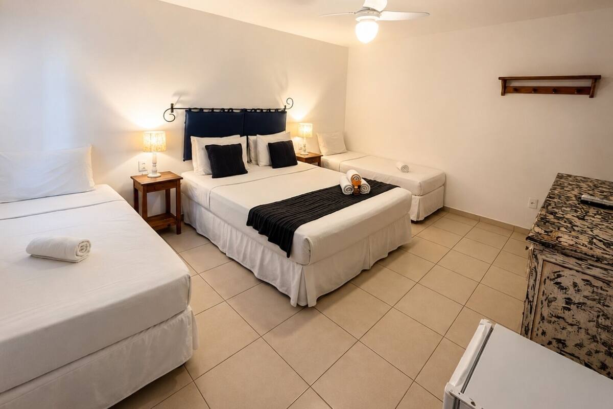 Family Suite, 1 Bedroom | Minibar, WiFi (free), bed sheets