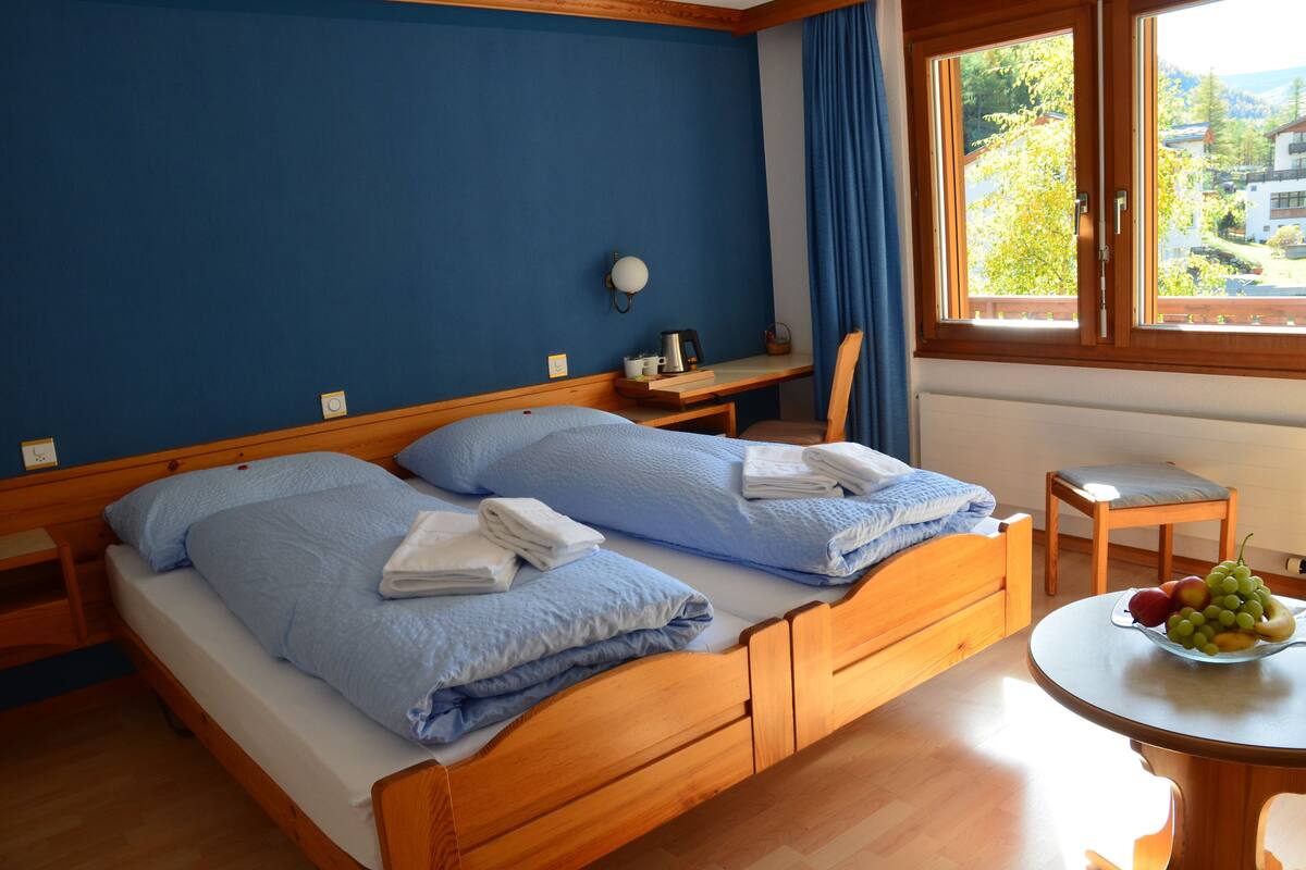 double room (south) | in-room safe, desk, free wifi, bed sheets