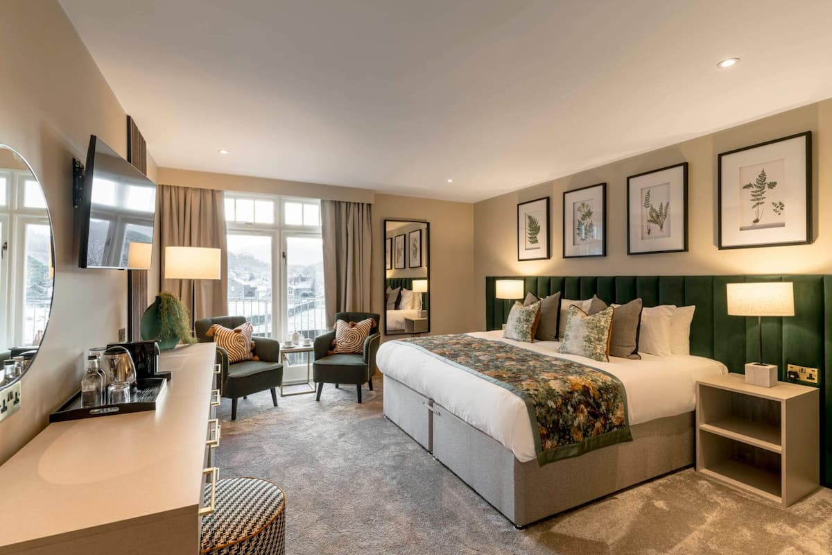 Luxe kamer, 1 kingsize bed, balkon | Individueel gedecoreerd, een bureau, gratis wifi, beddengoed