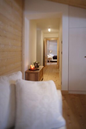 Interior detail - Hotel Savoia (Primiero San Martino di Castrozza)