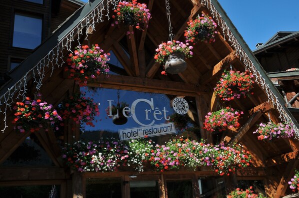Front of property - Hôtel Club le Crêt (Morzine)