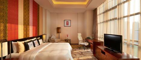 Sengetøy av topp kvalitet, dundyner, senger med overmadrass og minibar