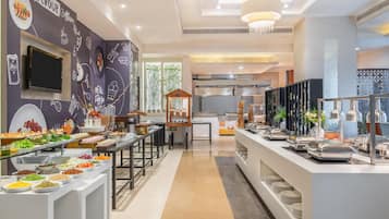 Daily buffet breakfast (INR 650 per person)