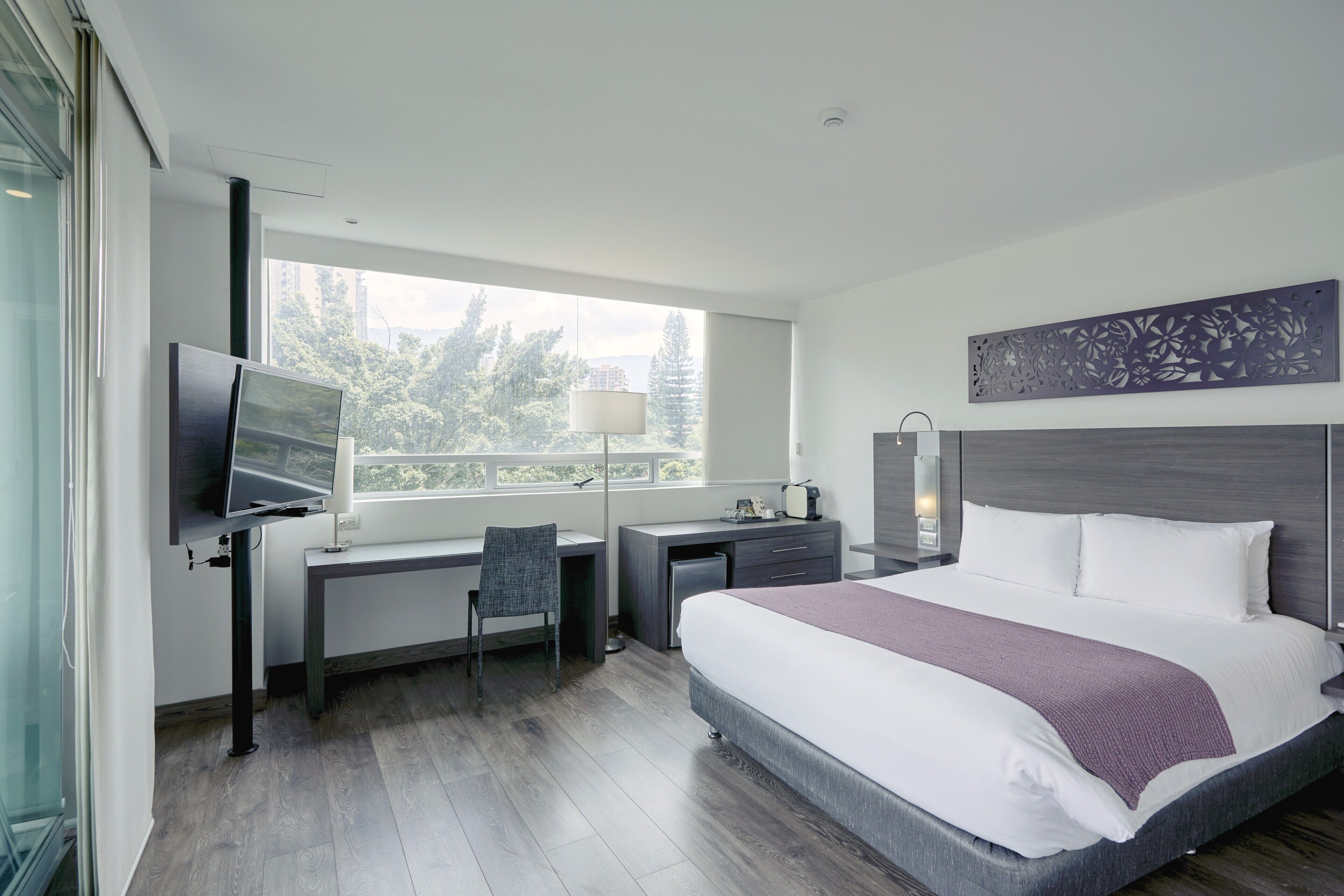 Superior Double Room, Balcony | Premium bedding, minibar, in-room safe, desk