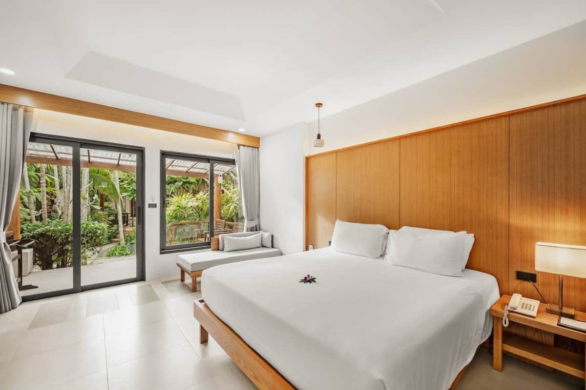Executive Room | 1 bedroom, premium bedding, Select Comfort beds, minibar
