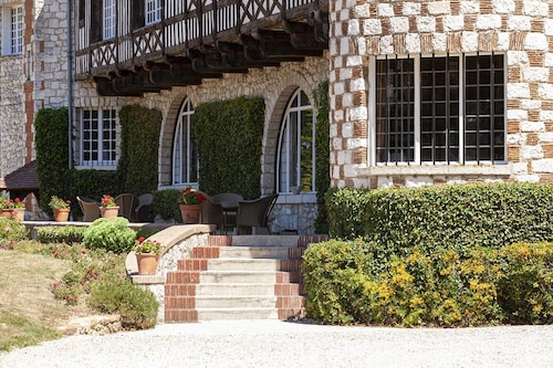 Chambres d'Hôtes Le Manoir de Beaumarchais