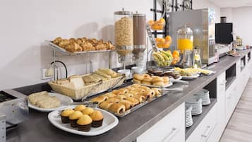 Daily buffet breakfast (EUR 6 per person)