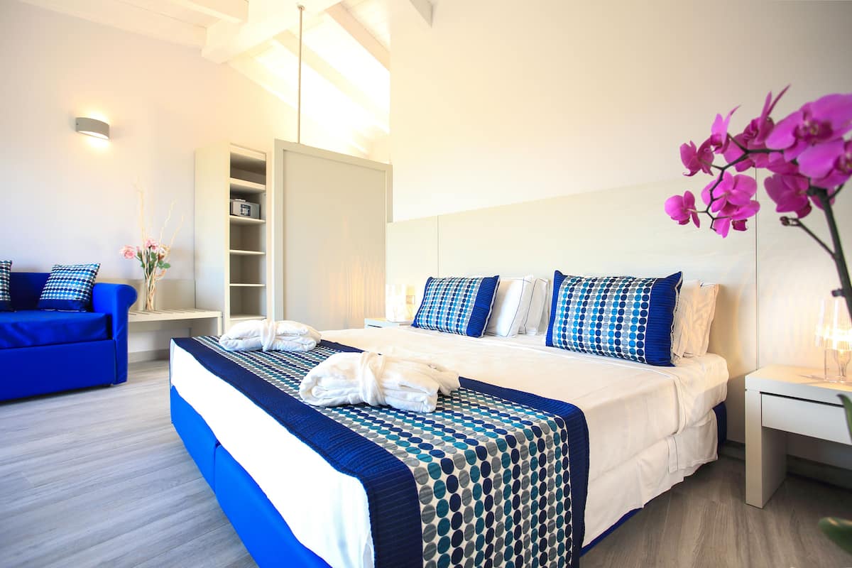 junior room (prime) | 1 bedroom, premium bedding, down duvets, minibar