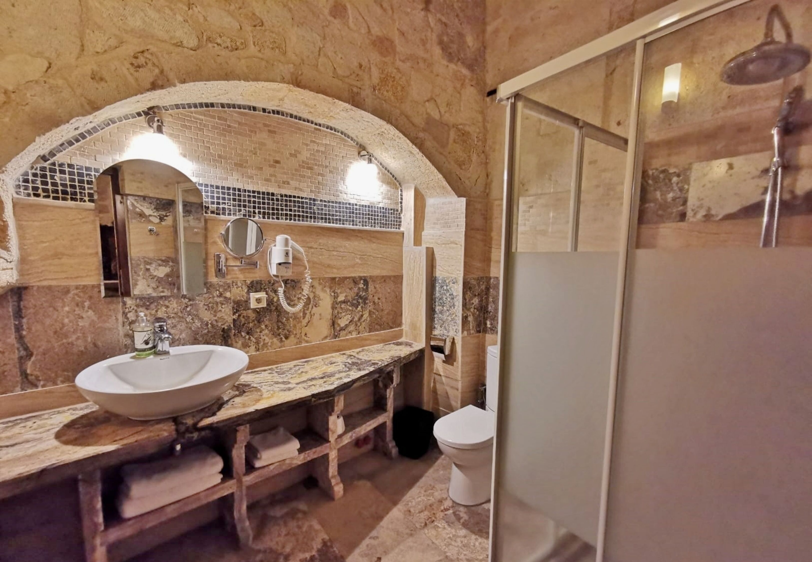 deluxe suite (quadruple) | bathroom | shower, rainfall showerhead, free toiletries, hair dryer