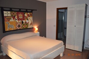 Standard Double Room | Minibar, in-room safe, desk, free WiFi - Residence Europa (Alghero)