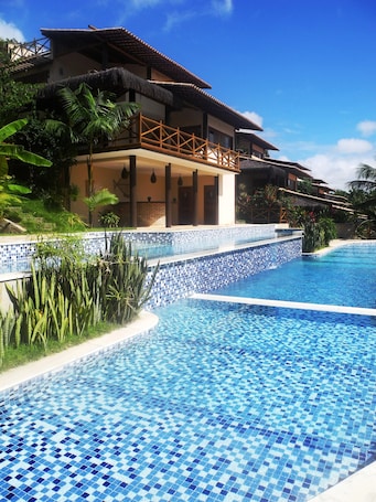 Außenpool, Liegestühle