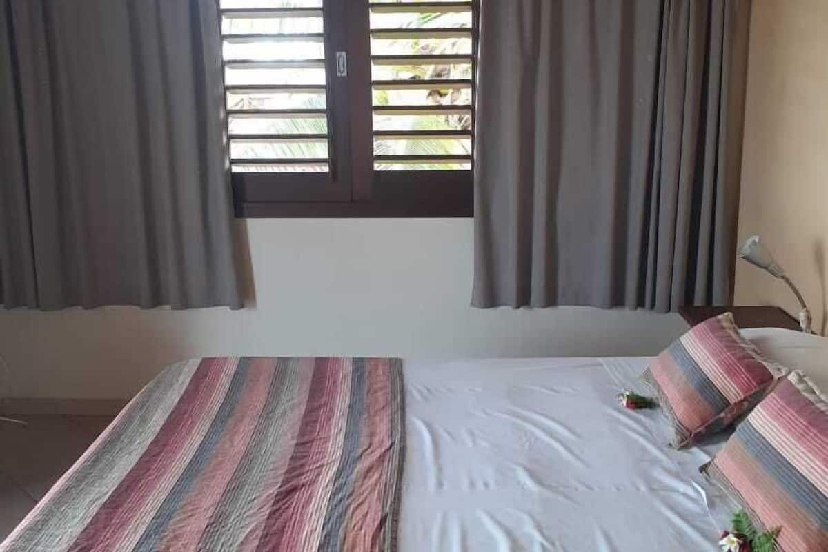 Suite | 2 slaapkamers, een minibar, verduisterende gordijnen, gratis wifi