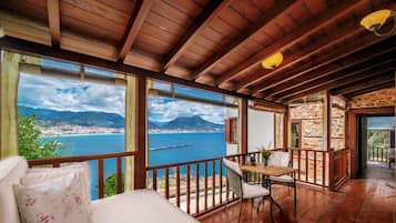 Suite de luna de miel, vista al mar | 4 habitaciones y sábanas de algodón egipcio