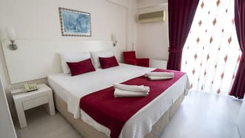 Daunenbettdecken, Select-Comfort-Betten, Minibar, Zimmersafe