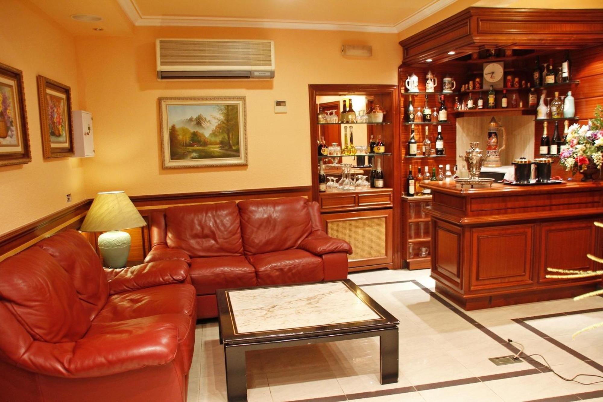 Photo - Hostal Victoria III