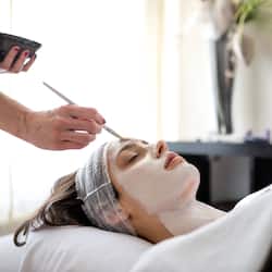 Couples treatment rooms, sauna, hot tub, body treatments, body wraps
