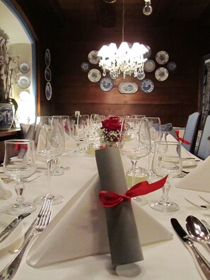 2 restaurants, dinner served - Schloss Münichau (Reith bei Kitzbühel)