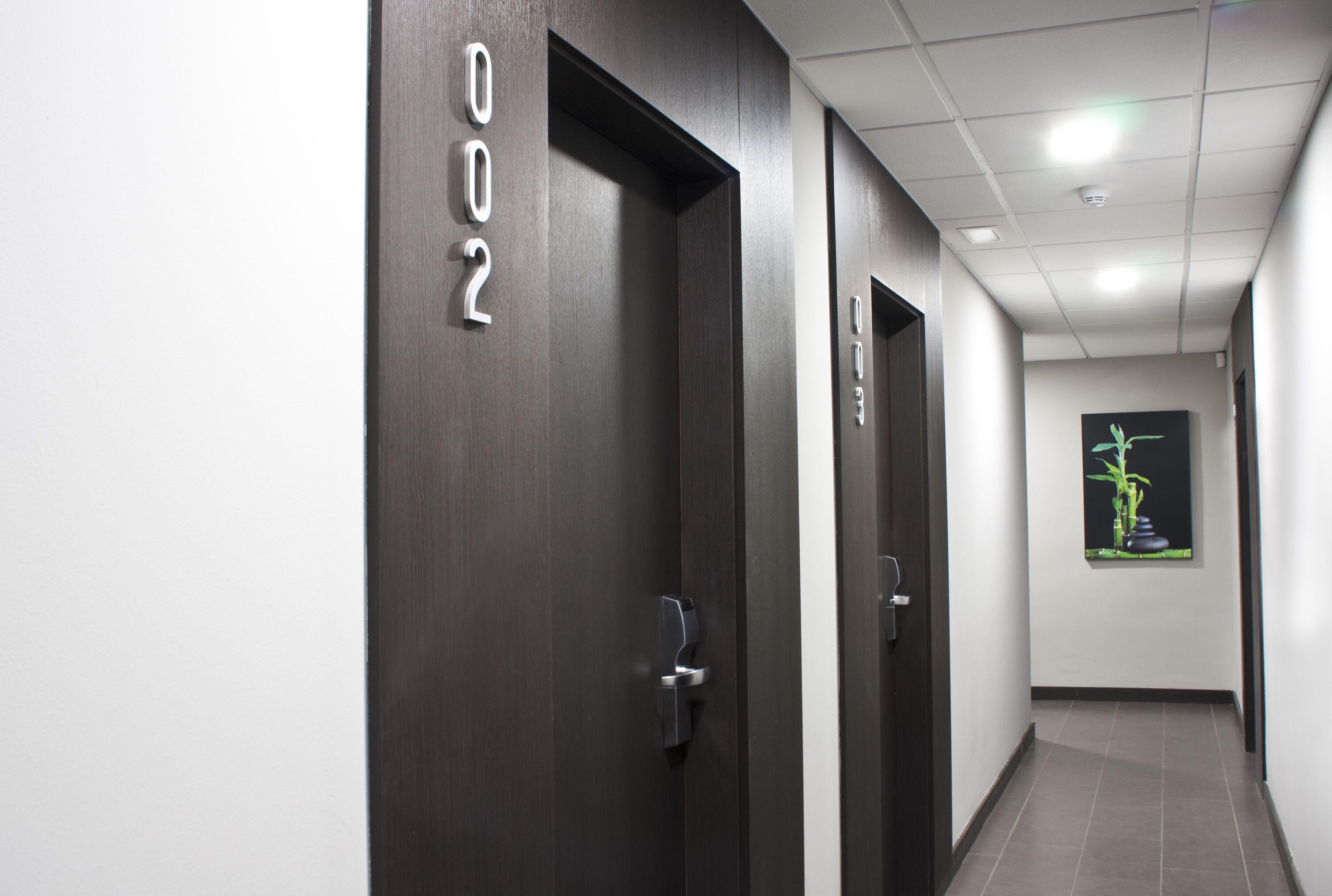 Photo - Summer Hotel