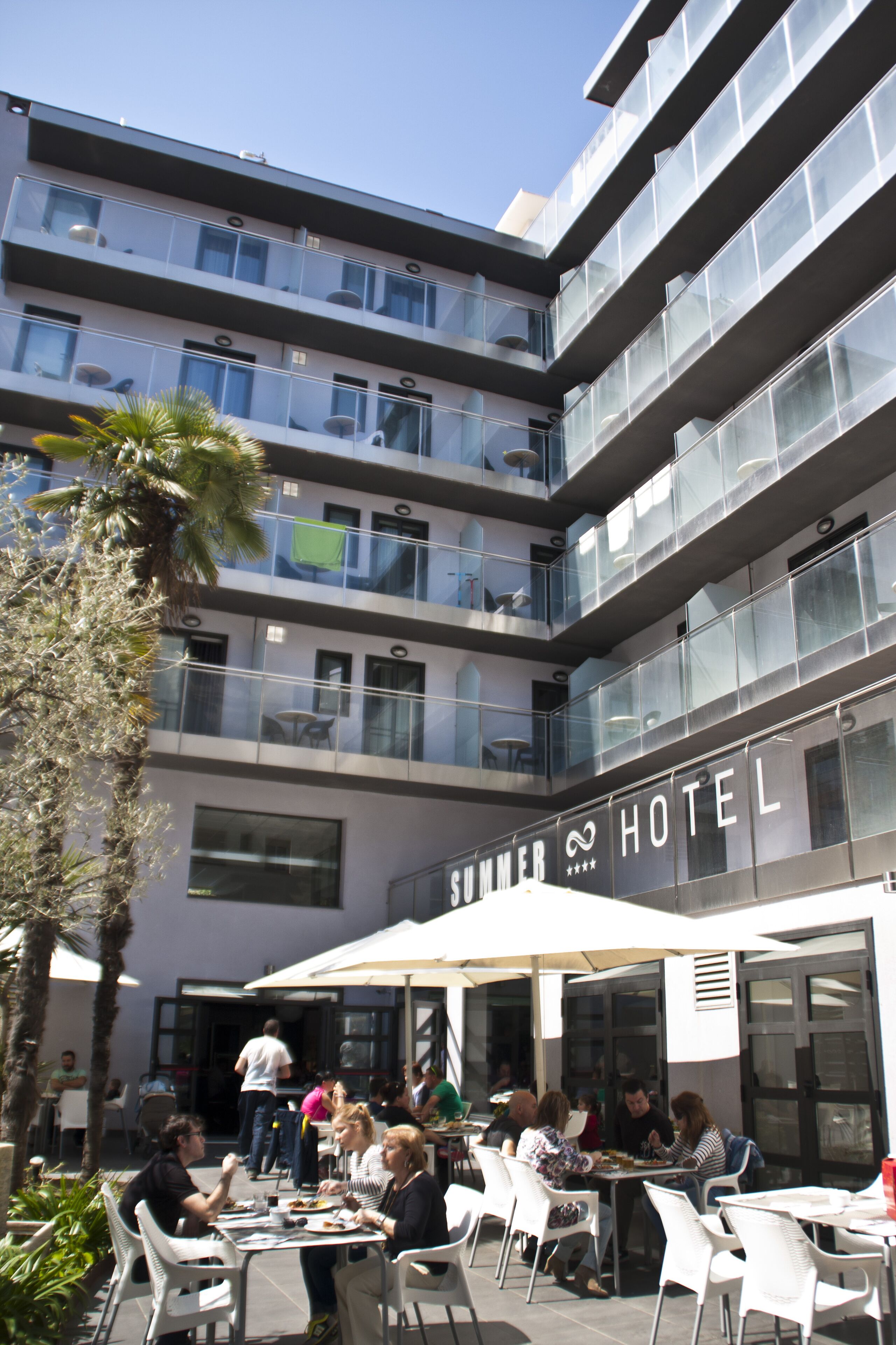 Photo - Summer Hotel