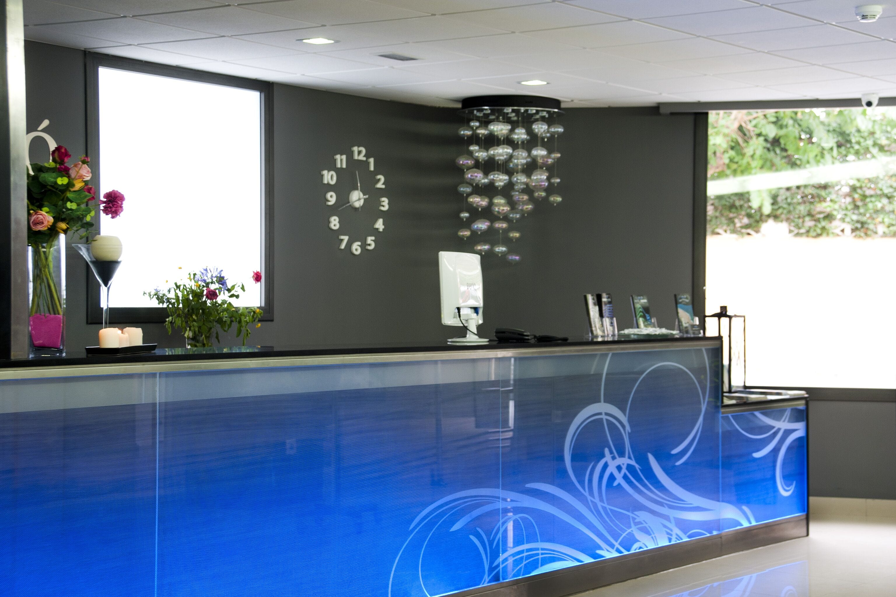 Photo - Summer Hotel