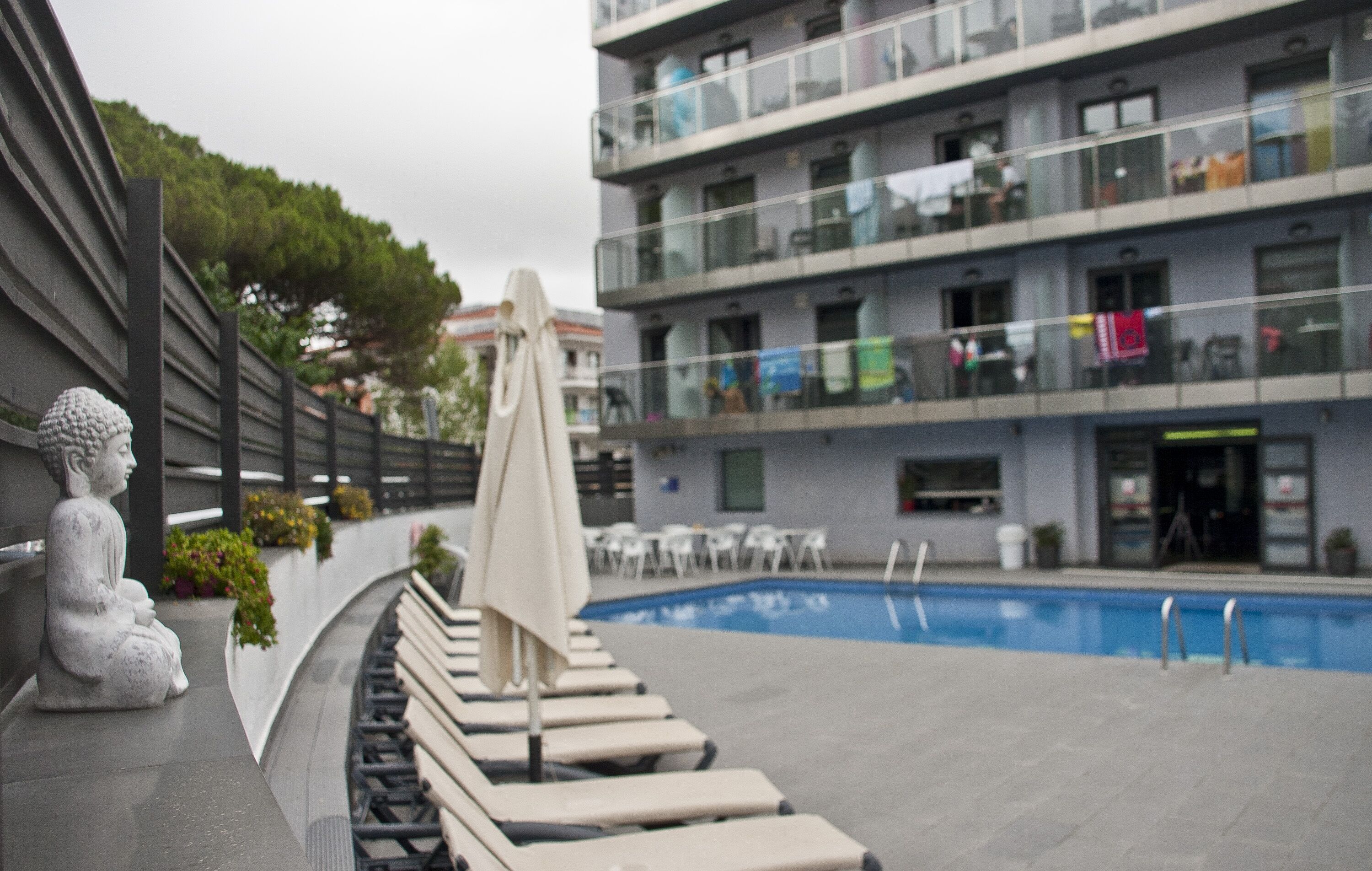 Photo - Summer Hotel