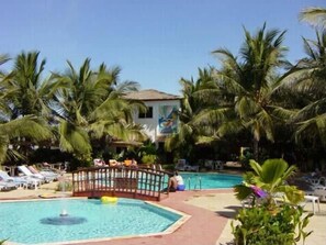 Outdoor pool, sun loungers