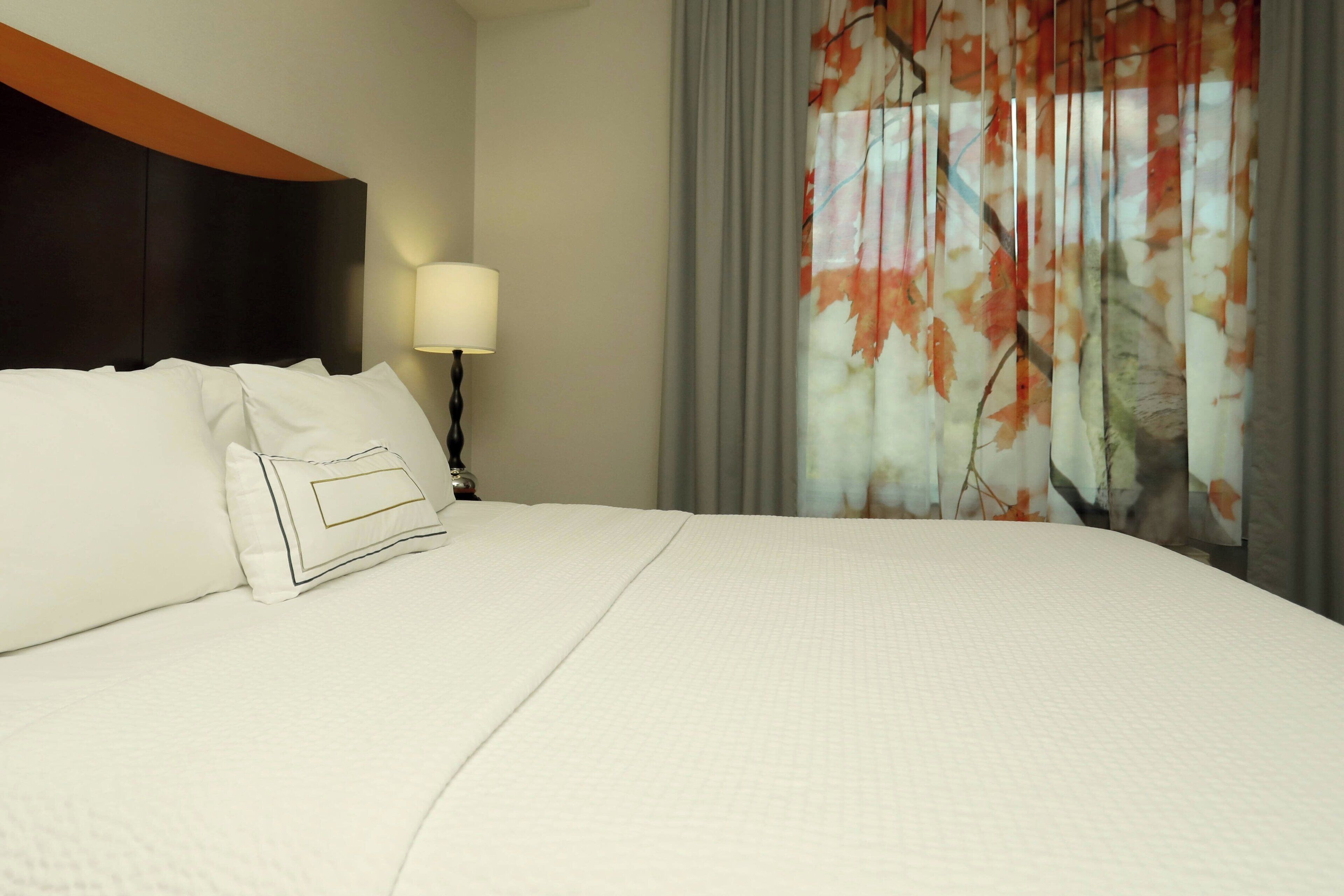 suite, 1 bedroom | in-room safe, desk, iron/ironing board, free cots/infant beds