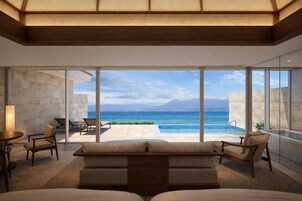 奢华客房, 无烟房, 海洋景观 (Oceanfront Pool Villa, King) | 羽绒被、客房内保险箱、遮光窗帘、熨斗/熨板