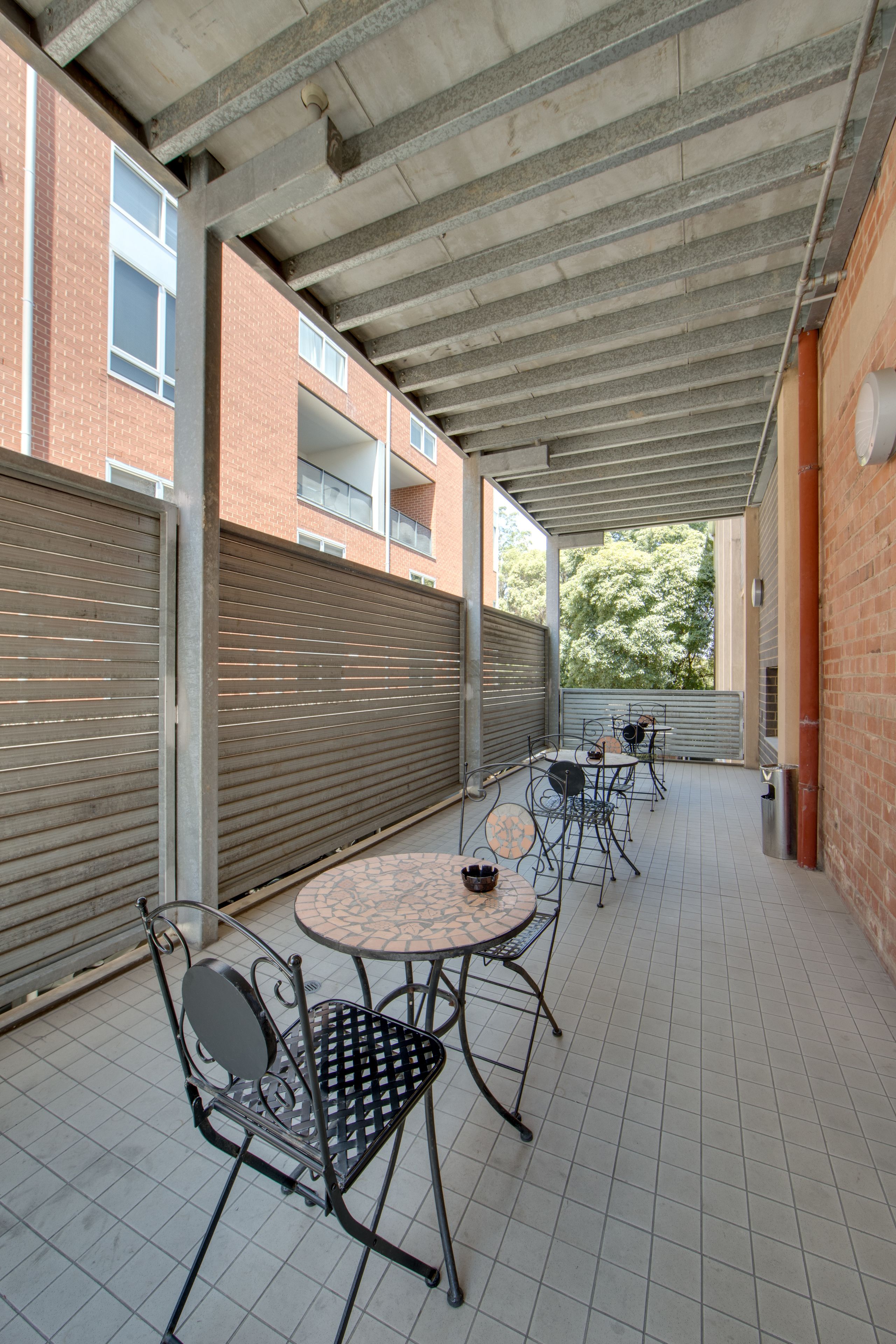 family room | 1 bedroom, in-room safe, desk, iron/ironing board