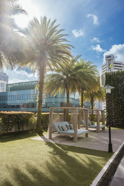 Novotel Living Singapore Orchard