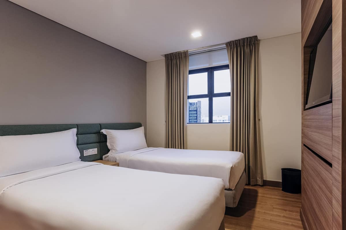 1 bedroom, in-room safe, individually decorated, individually furnished