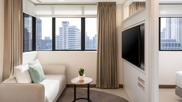 In-room safe, individually decorated, individually furnished, desk