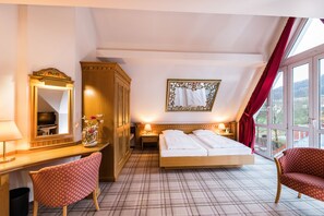 Room - Göbel's Hotel zum Löwen (Friedewald)