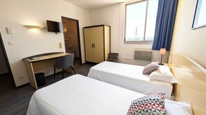 Basic Twin Room, 2 Single Beds - Complexe Hôtelier Regain (Sainte-Tulle)
