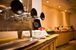 Restaurant - Carillon Plaza Hotel (São Paulo)