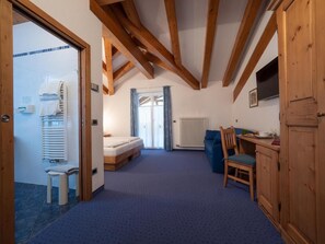 Down duvets, minibar, in-room safe, desk