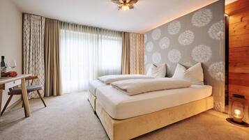 Klassieke kamer, uitzicht op bergen (23m²) | Hypoallergeen beddengoed, donzen dekbedden, pillowtop-bedden