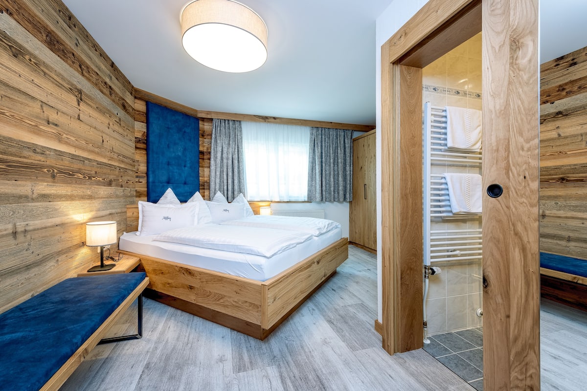 Chambre Double, 1 grand lit