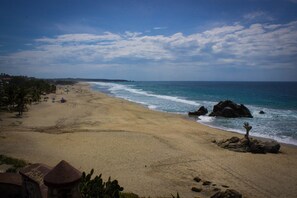 Beach - Suites & Hotel Punta Esmeralda (Puerto Escondido)
