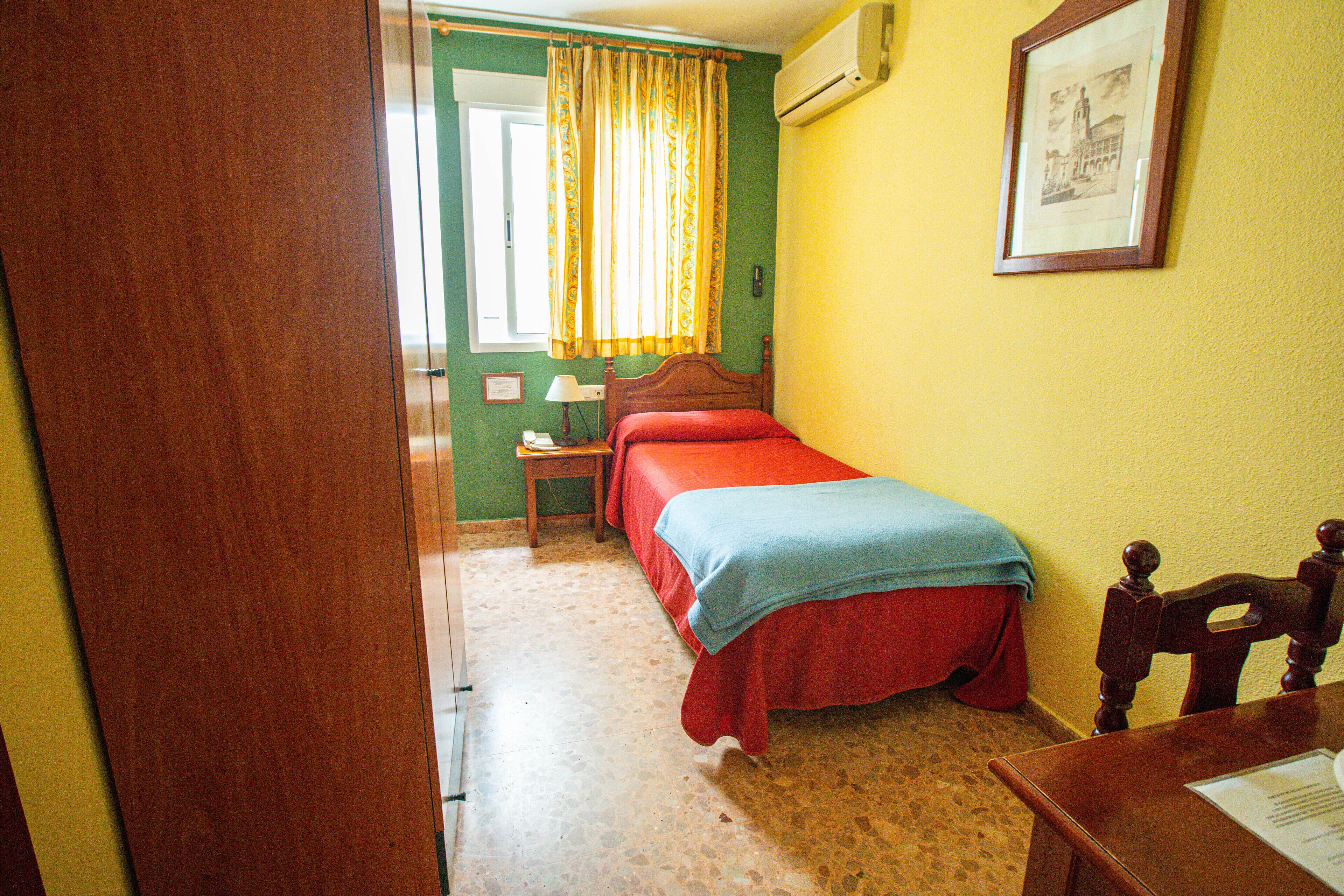 Hotel Arunda II in Ronda: Find Hotel Reviews, Rooms, and Prices on ...