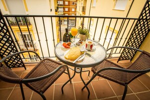 Habitación doble | Servicio de comidas en la habitación