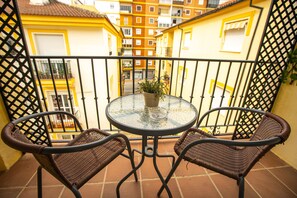 Double Room | Free WiFi, bed sheets - Hotel Arunda II (Ronda)